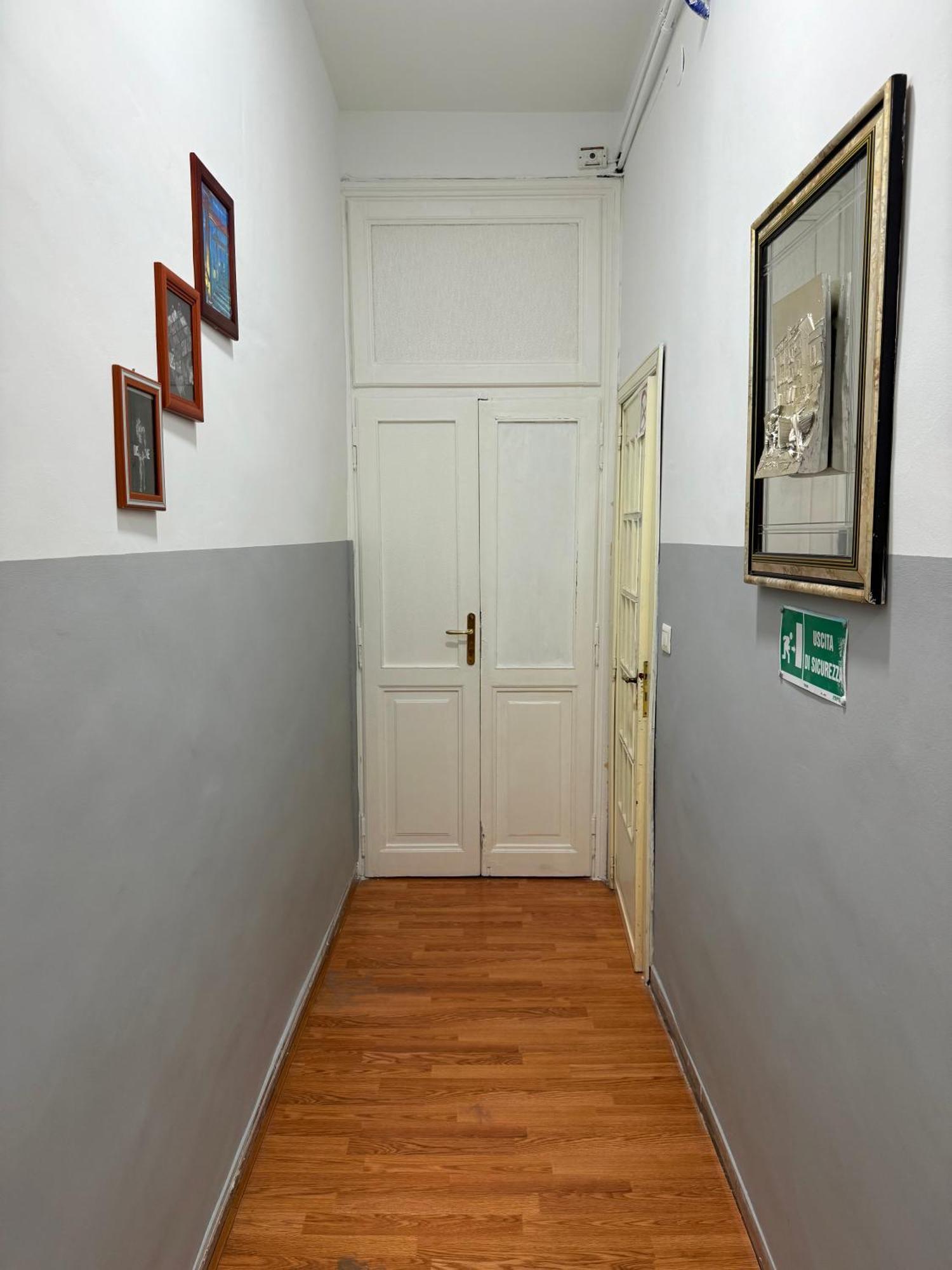Vertex Suite Rome Luaran gambar