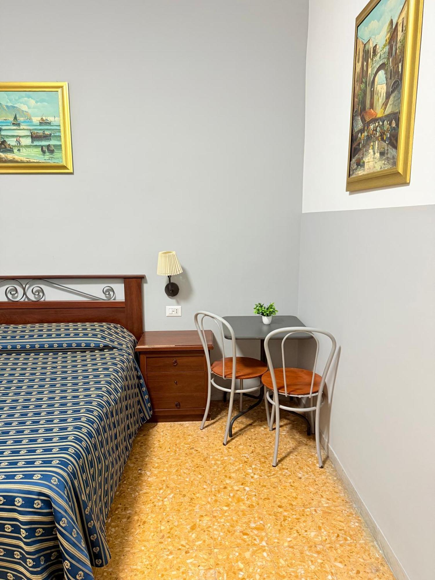 Vertex Suite Rome Luaran gambar