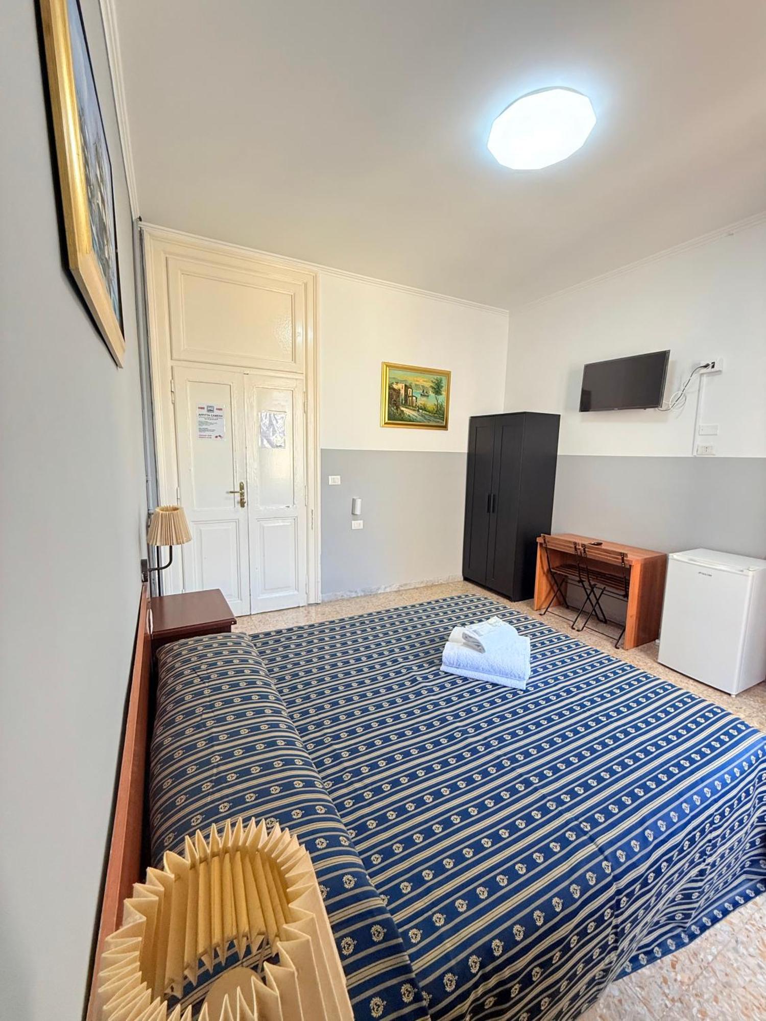 Vertex Suite Rome Luaran gambar